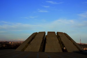 Memorial del genocidio armenio (exterior)
